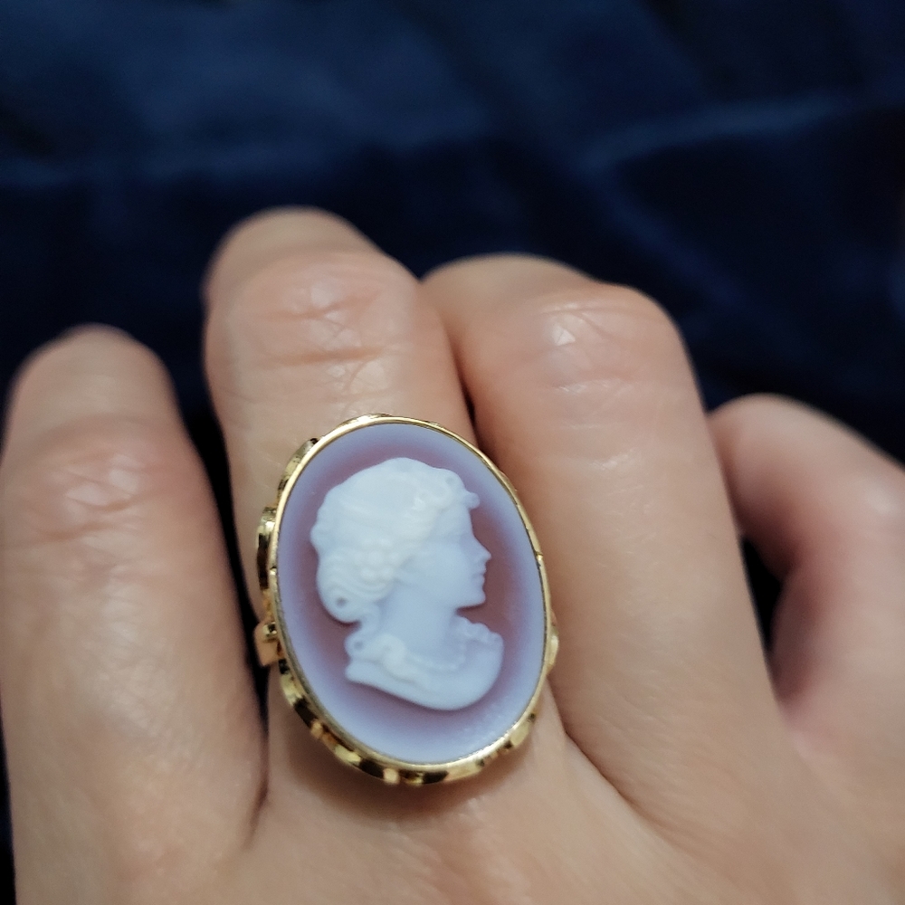 Red Agate & shell Cameo ring [vintage] K18 yellow gold